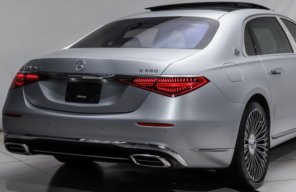 Used 2024 Mercedes-Benz Maybach S 680 4MATIC image 4