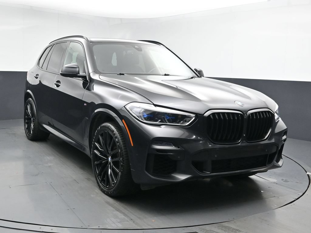 Used 2021 BMW X5 M50i AWD/4WD image 2