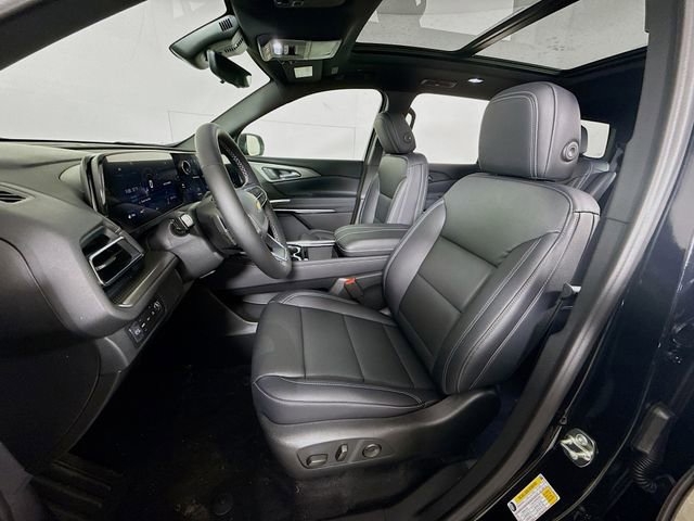New 2026 Chevrolet Traverse LT w/ Sun and Wheel Package image 24