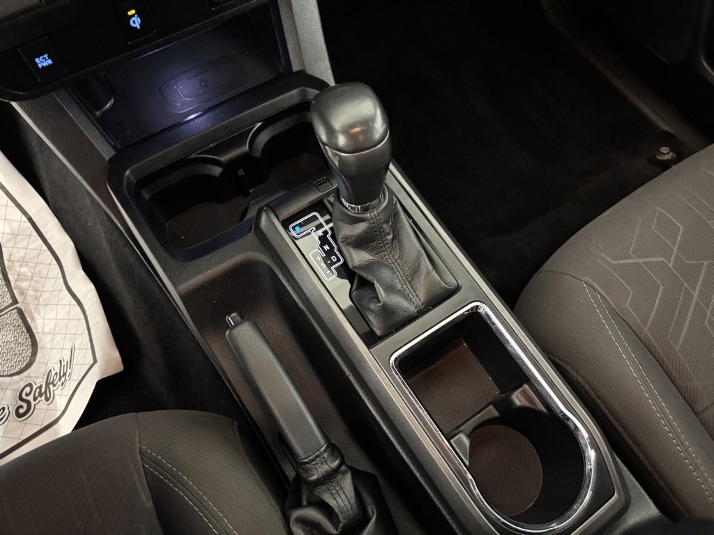 Used 2017 Toyota Tacoma TRD Off-Road w/ Tow Package image 27