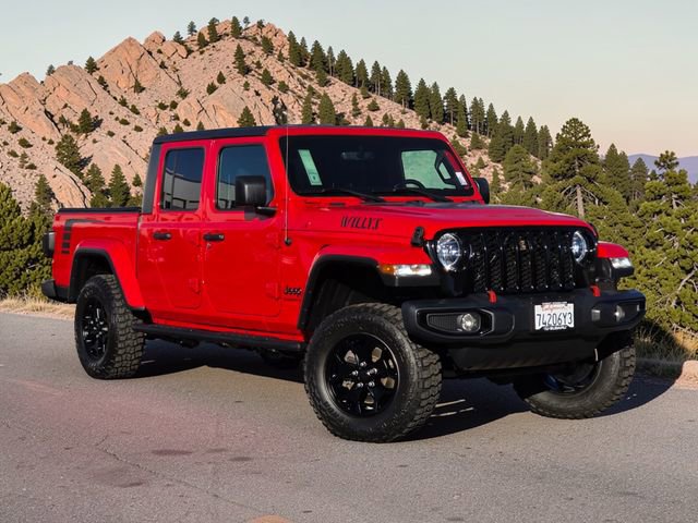 Used 2021 Jeep Gladiator Willys image 2