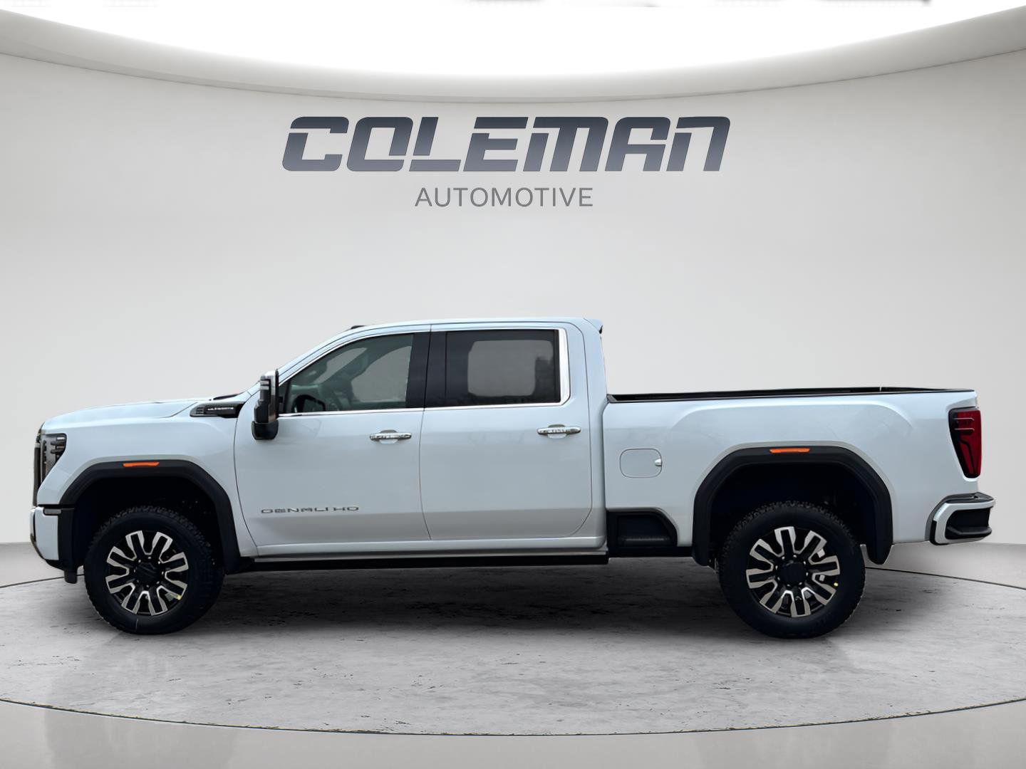 New 2026 GMC Sierra 3500 Denali Ultimate image 2
