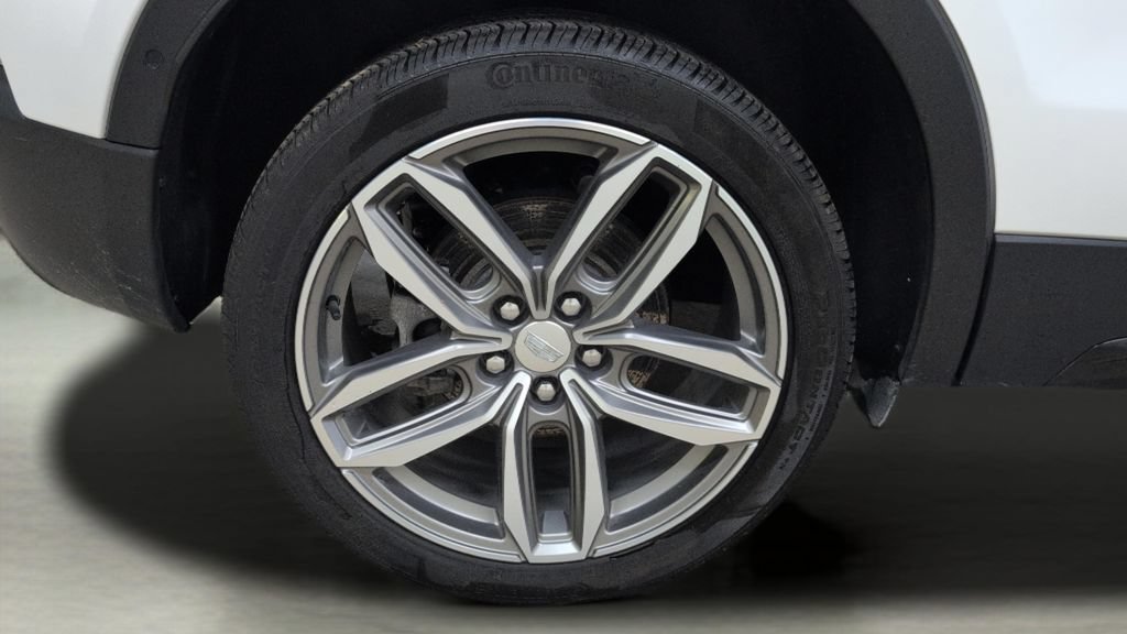Used 2022 Cadillac XT4 Sport w/ Sun And Sound Package AWD/4WD image 28