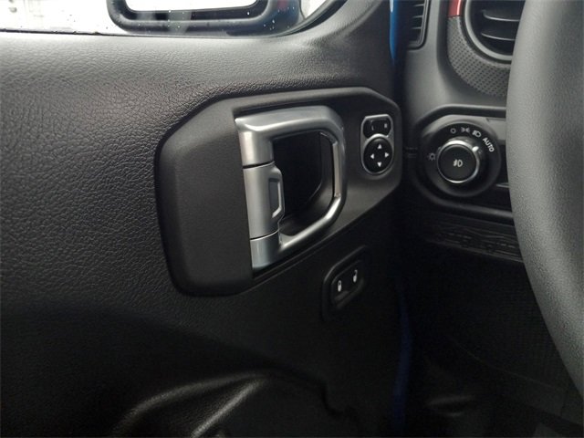 Used 2024 Jeep Wrangler Unlimited Rubicon w/ XTREMEE 35" Tire Package image 26