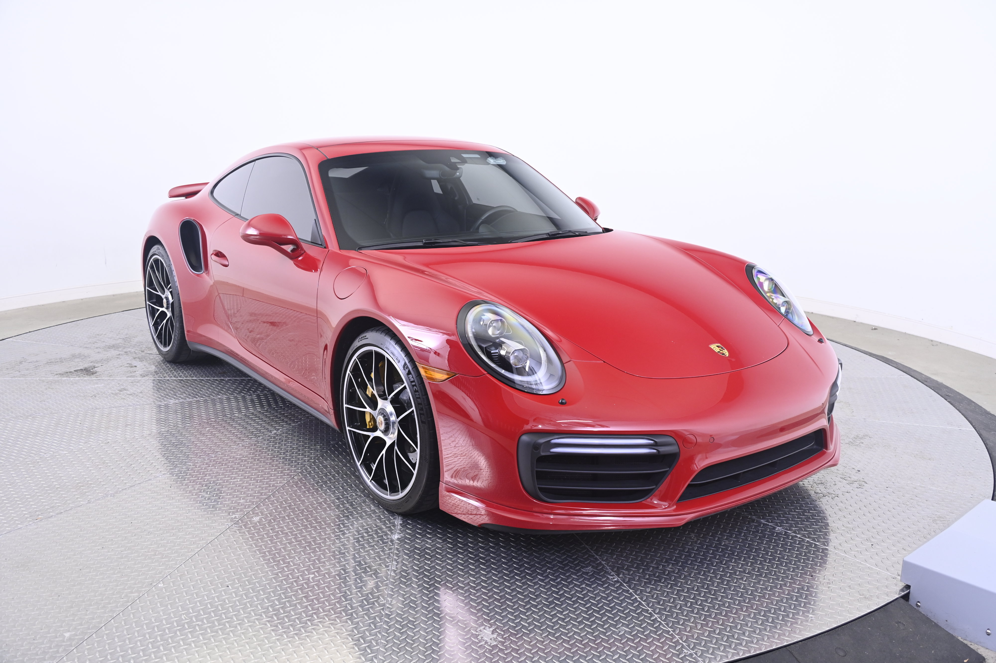 Used 2018 Porsche 911 Turbo S AWD/4WD image 9