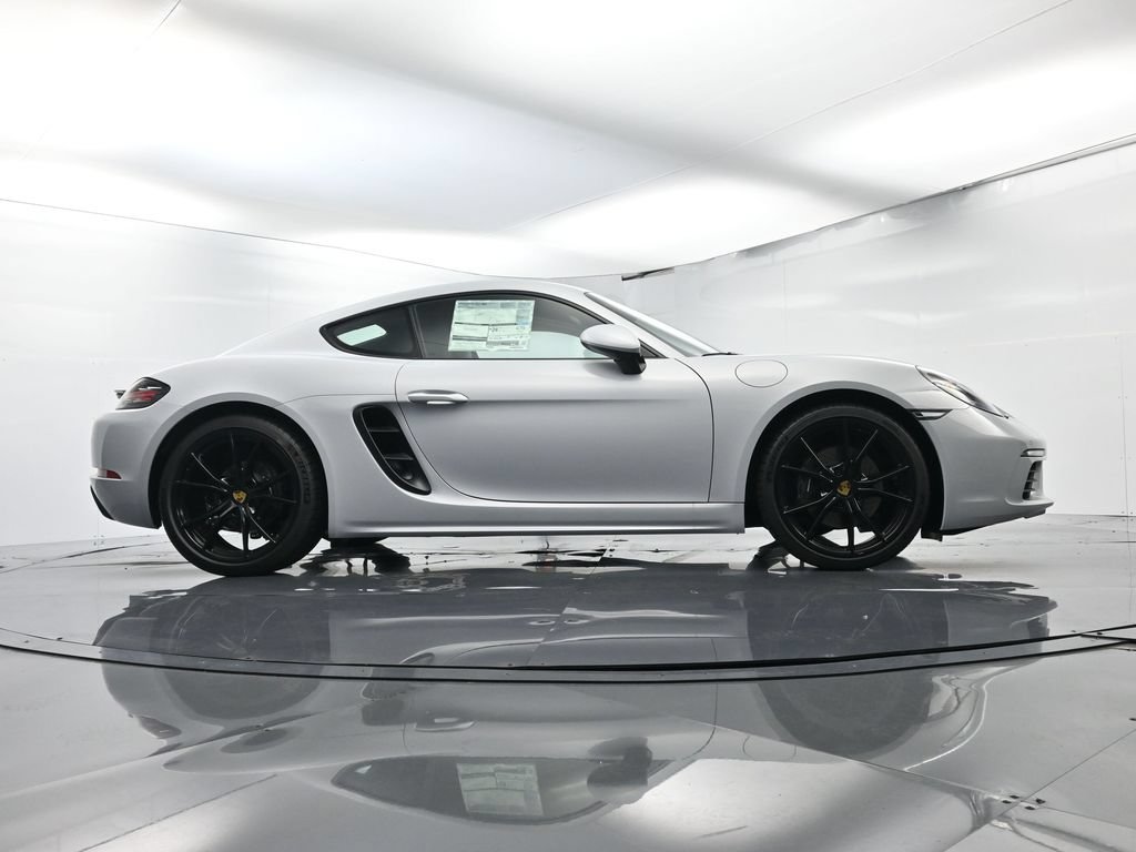 Certified 2025 Porsche 718 Cayman RWD image 47