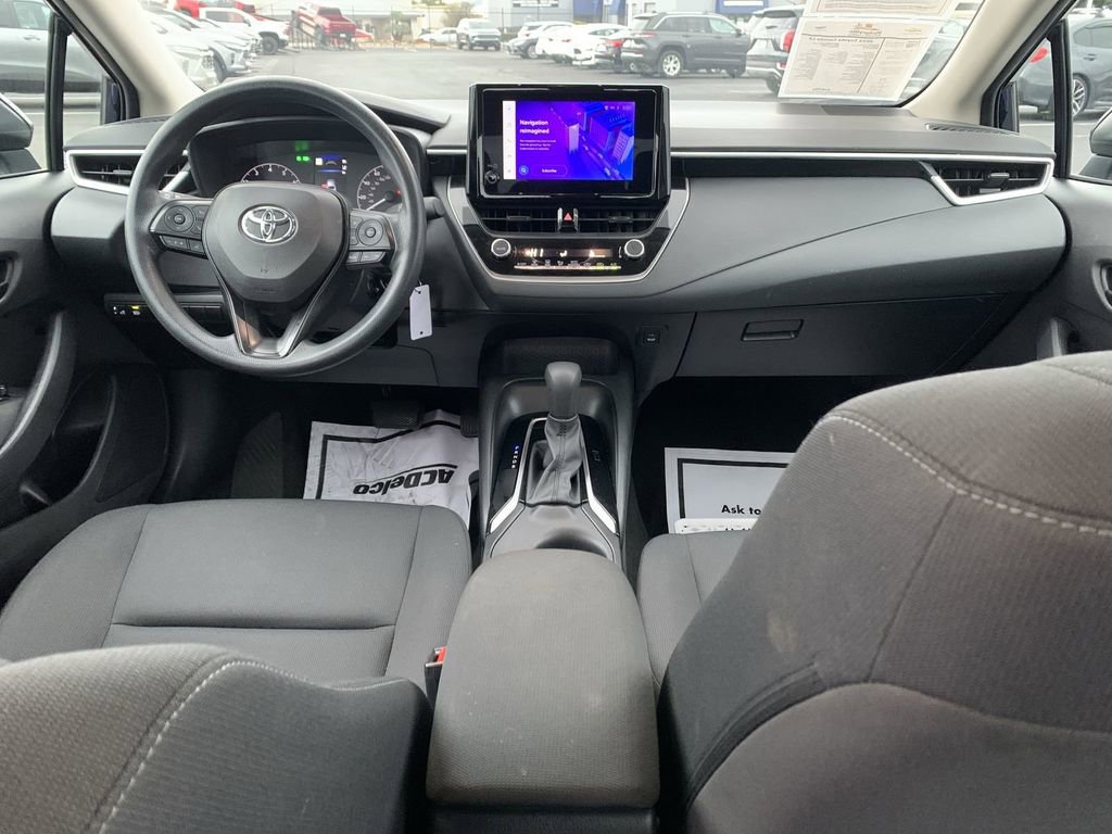 Used 2023 Toyota Corolla LE image 18