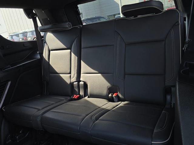 Used 2024 GMC Yukon SLT image 14