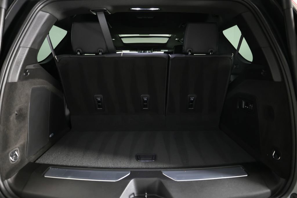 Used 2026 Cadillac Escalade Sport w/ Touring Package AWD/4WD image 13