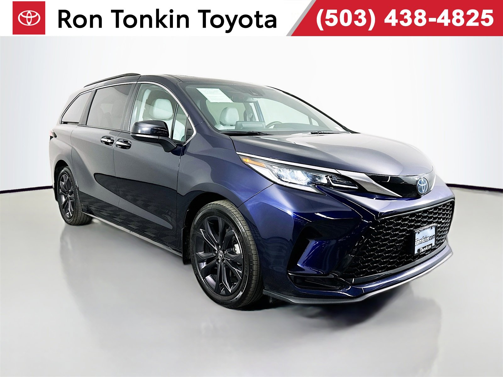 Used 2022 Toyota Sienna XSE