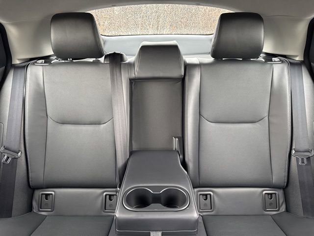 Used 2024 Toyota Prius XLE image 18