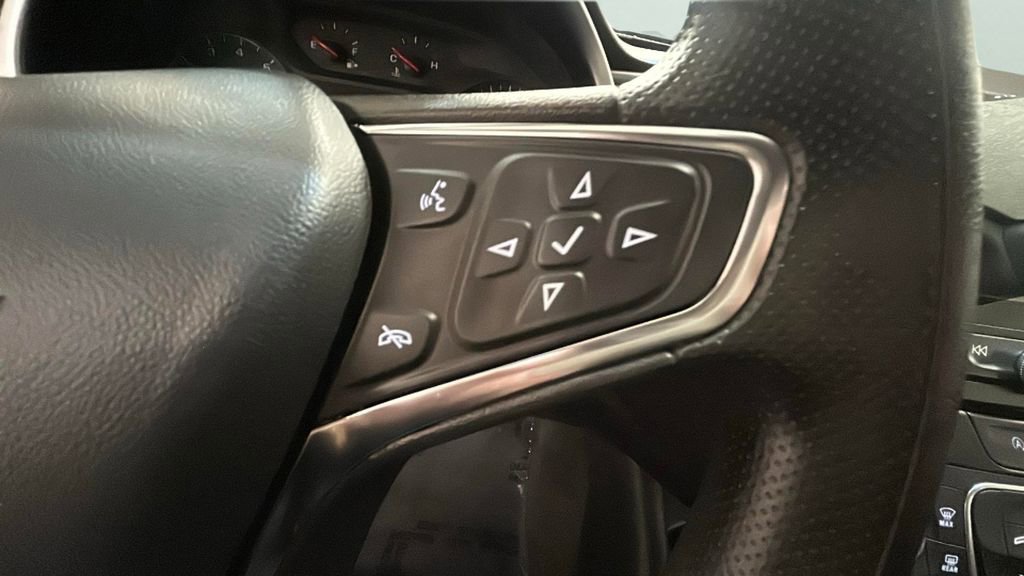 Used 2023 Chevrolet Malibu LS image 21