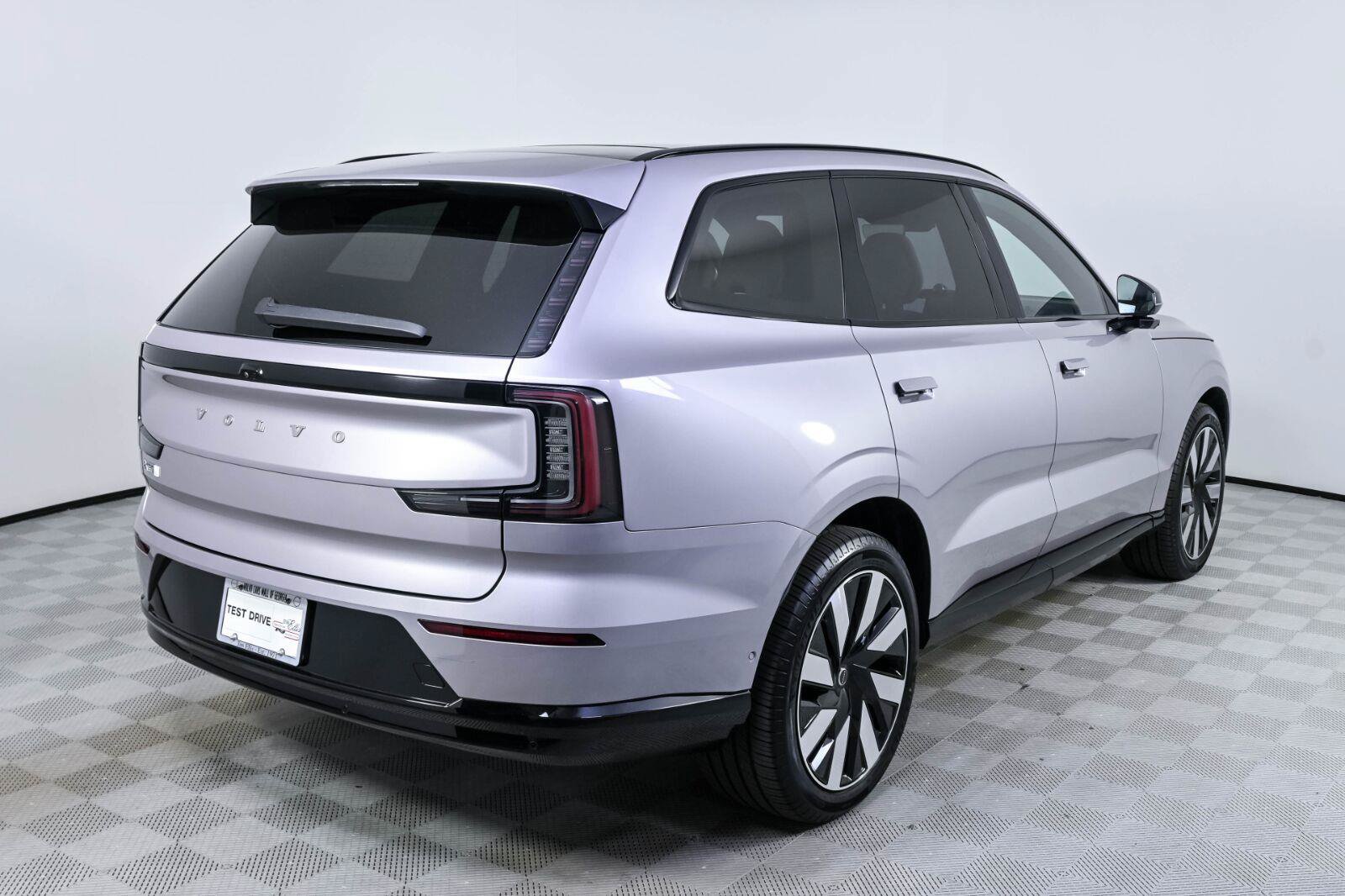 Used 2026 Volvo EX90 Ultra AWD/4WD image 28