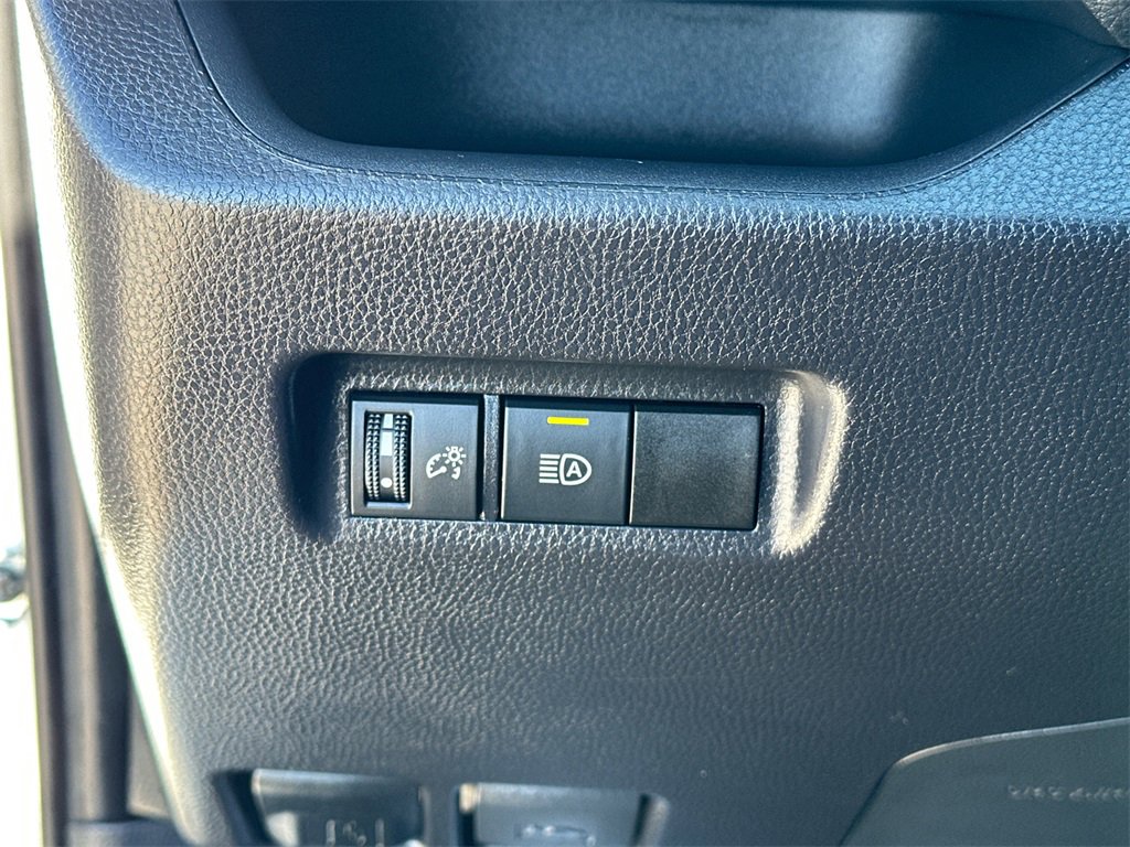 Used 2025 Toyota RAV4 LE image 26