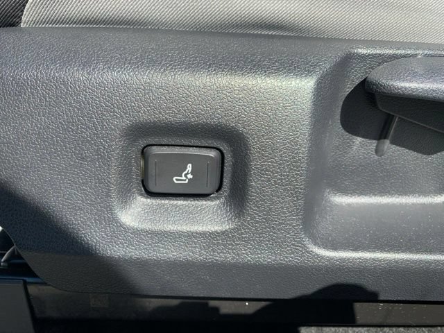 Used 2024 Toyota Tacoma TRD Off-Road AWD/4WD image 12