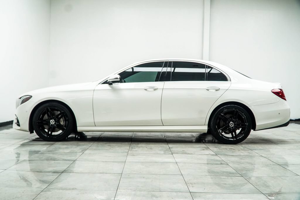 Used 2019 Mercedes-Benz E 300 image 10