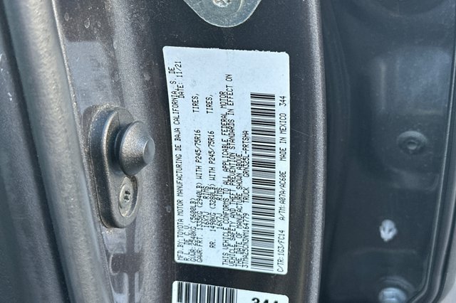 Certified 2022 Toyota Tacoma SR5 RWD image 31