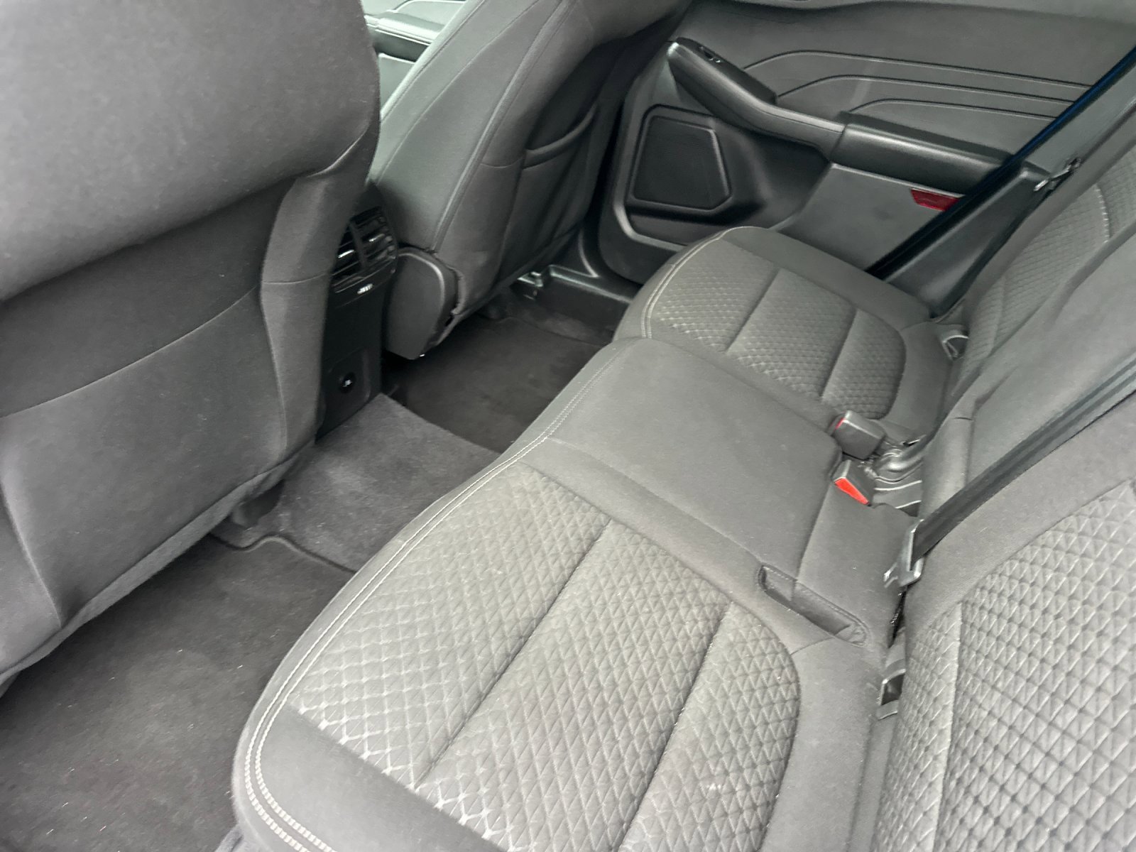 Used 2023 Ford Escape Active image 12