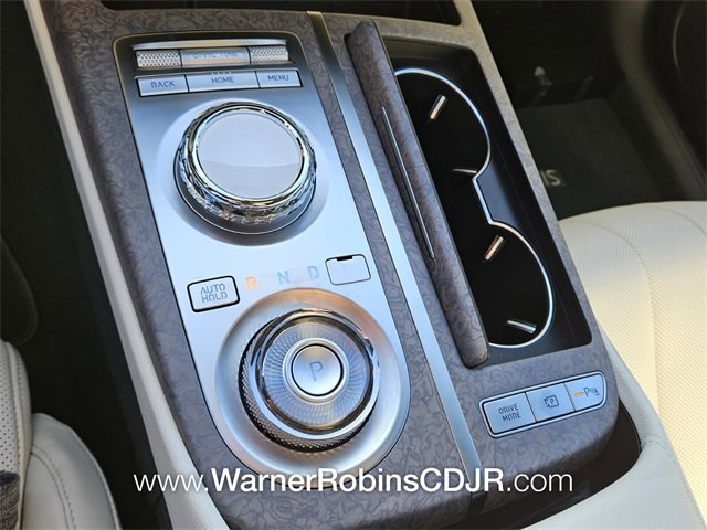 Used 2024 Genesis G80 image 25
