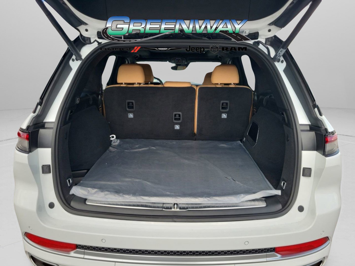 Used 2025 Jeep Grand Cherokee Summit image 7