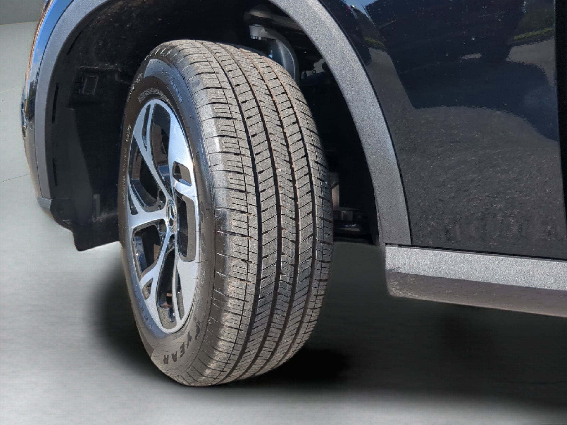 Used 2025 Mercedes-Benz GLC 350e GLC 350e image 64