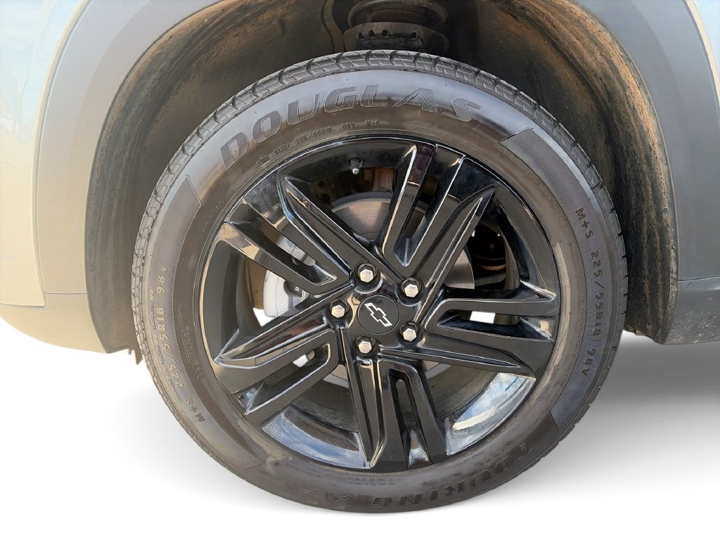 Certified 2025 Chevrolet Trax ACTIV w/ Sunroof Package FWD image 34