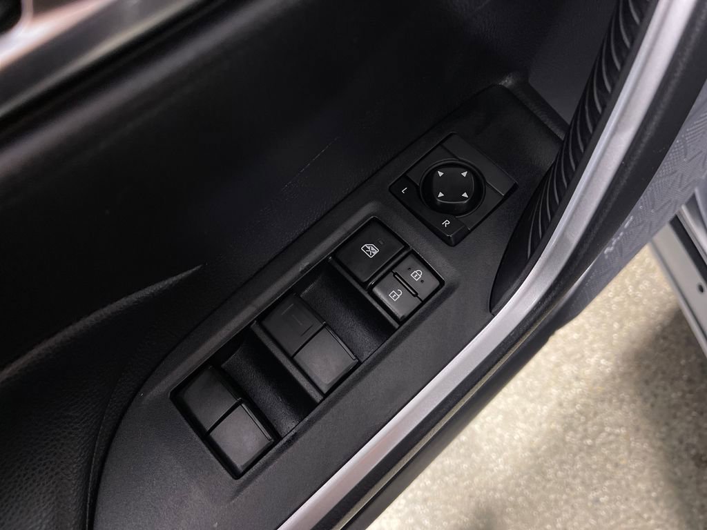 Certified 2021 Toyota RAV4 XLE FWD image 16