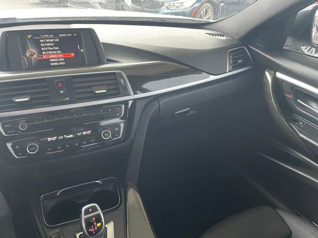 Used 2017 BMW 330i xDrive Sedan image 16