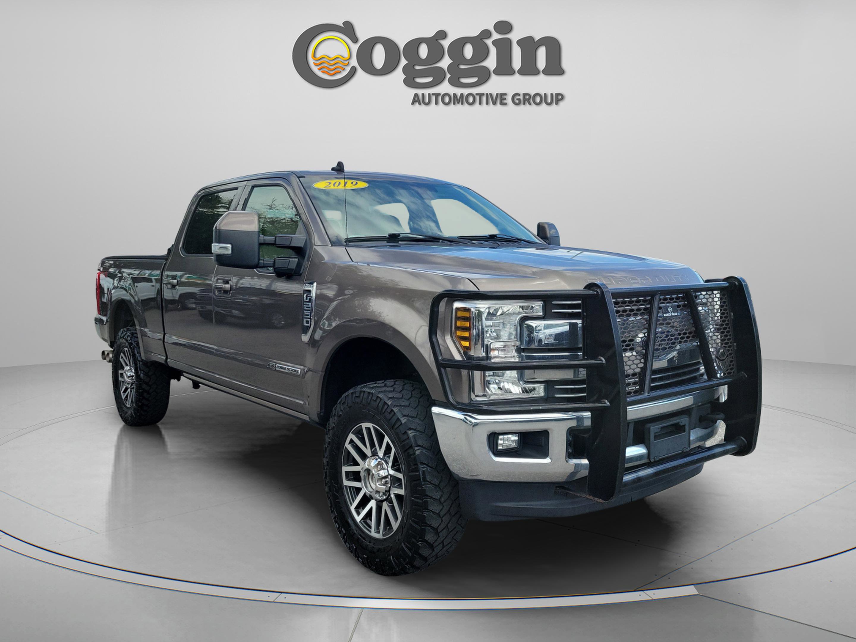 Used 2019 Ford F250 Lariat w/ Lariat Ultimate Package AWD/4WD image 4