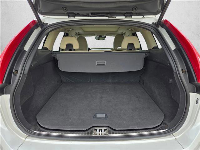 Used 2017 Volvo XC60 T5 Inscription w/ Advanced Package image 6