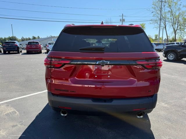 Used 2023 Chevrolet Traverse LT w/ Midnight/Sport Edition image 7
