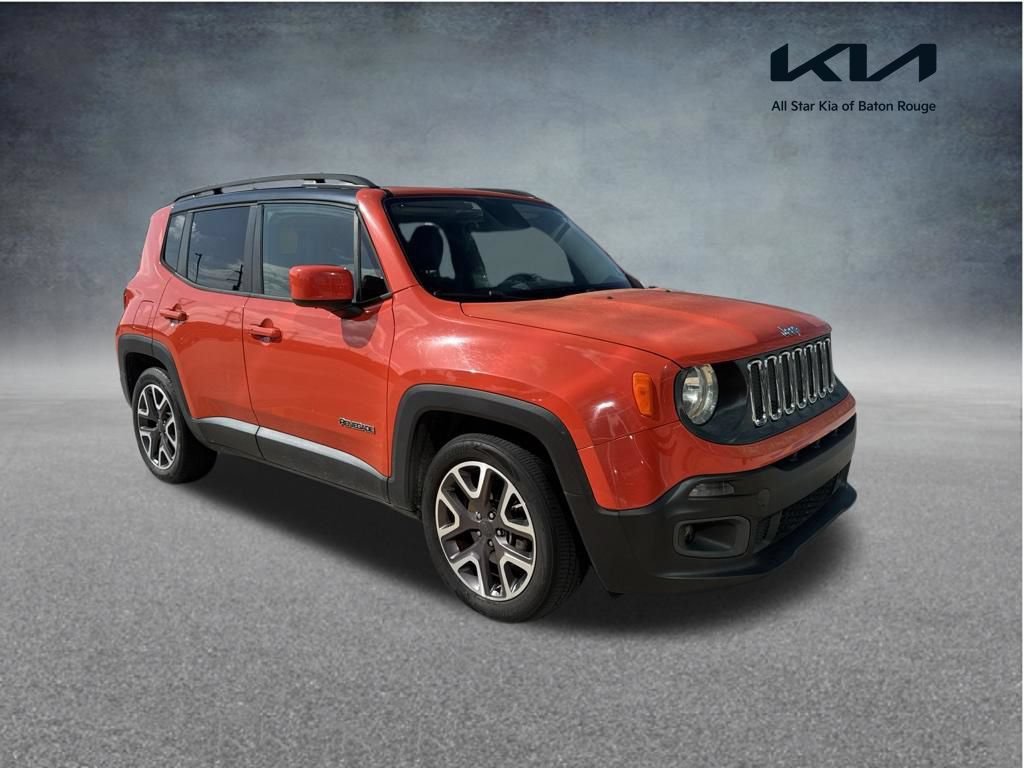 Used 2016 Jeep Renegade Latitude FWD image 1