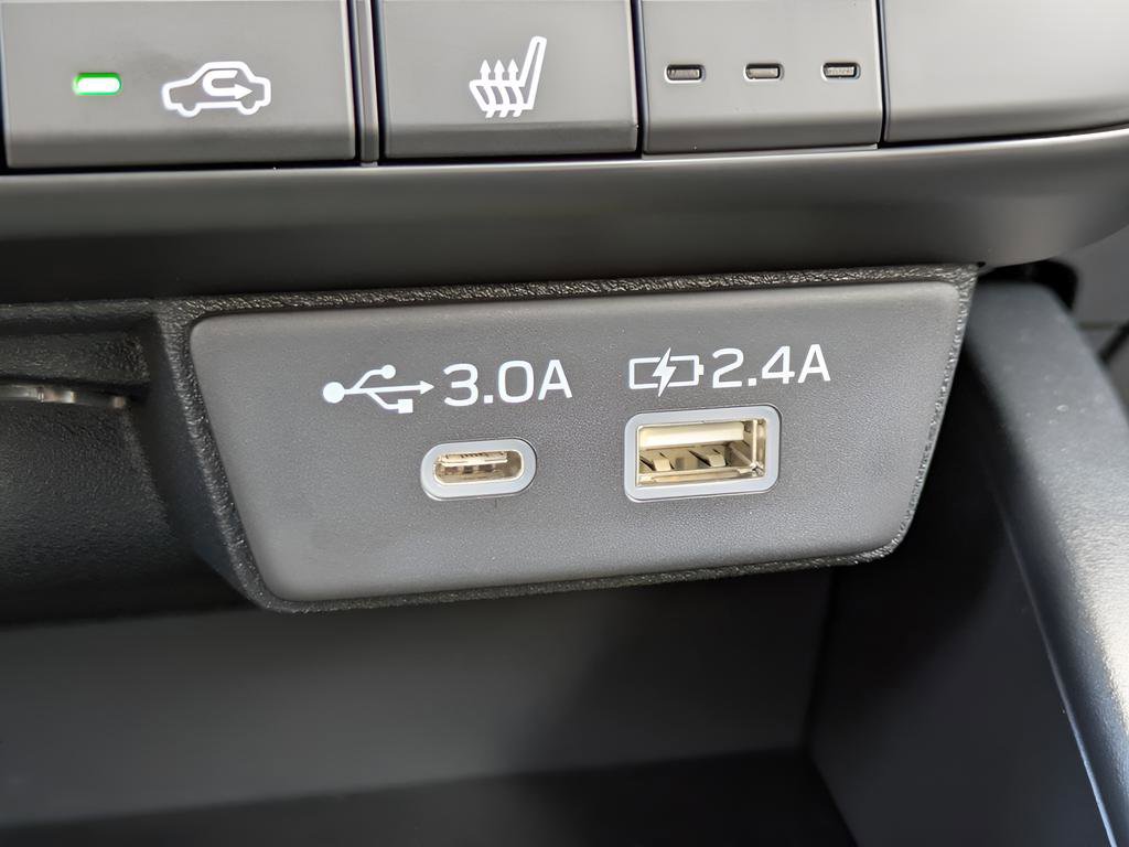 Certified 2026 Subaru Outback Limited AWD/4WD image 23