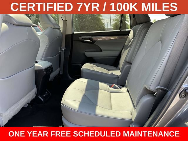 Used 2022 Toyota Highlander Platinum AWD/4WD image 17