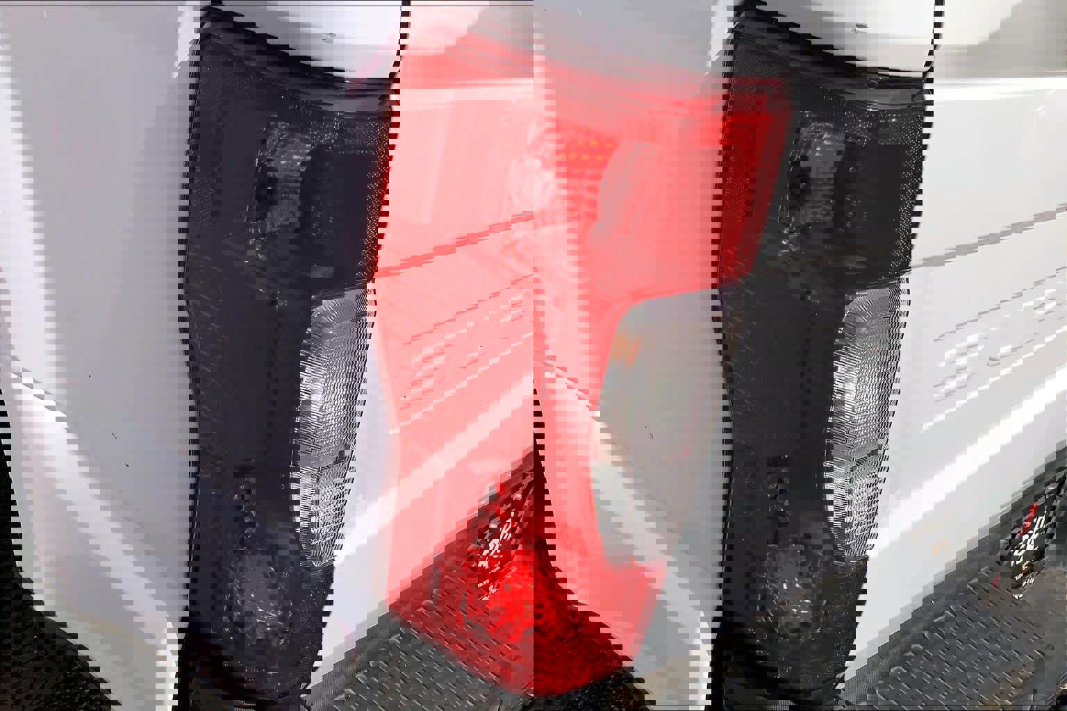 Used 2020 Ford F250 XL w/ Power Equipment Group image 30