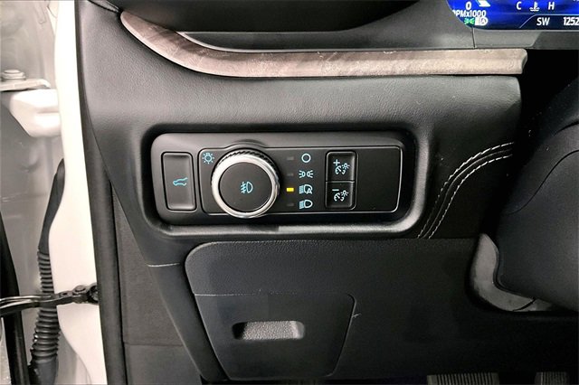 Used 2024 Ford Explorer Platinum w/ Technology Package image 35