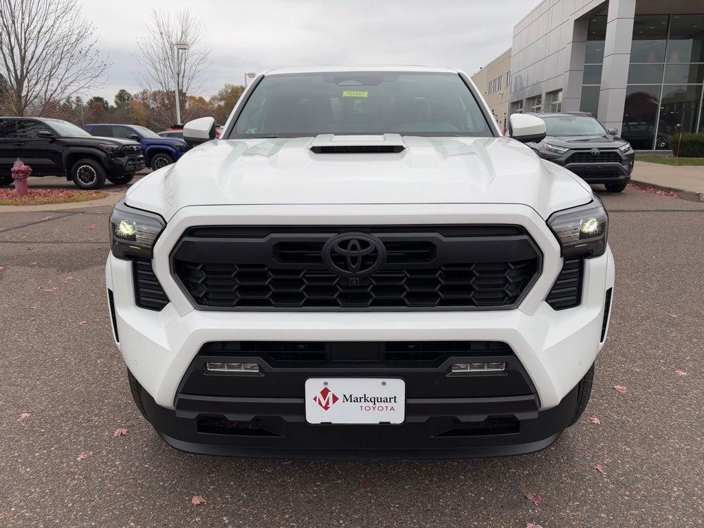 New 2025 Toyota Tacoma TRD Sport AWD/4WD image 7