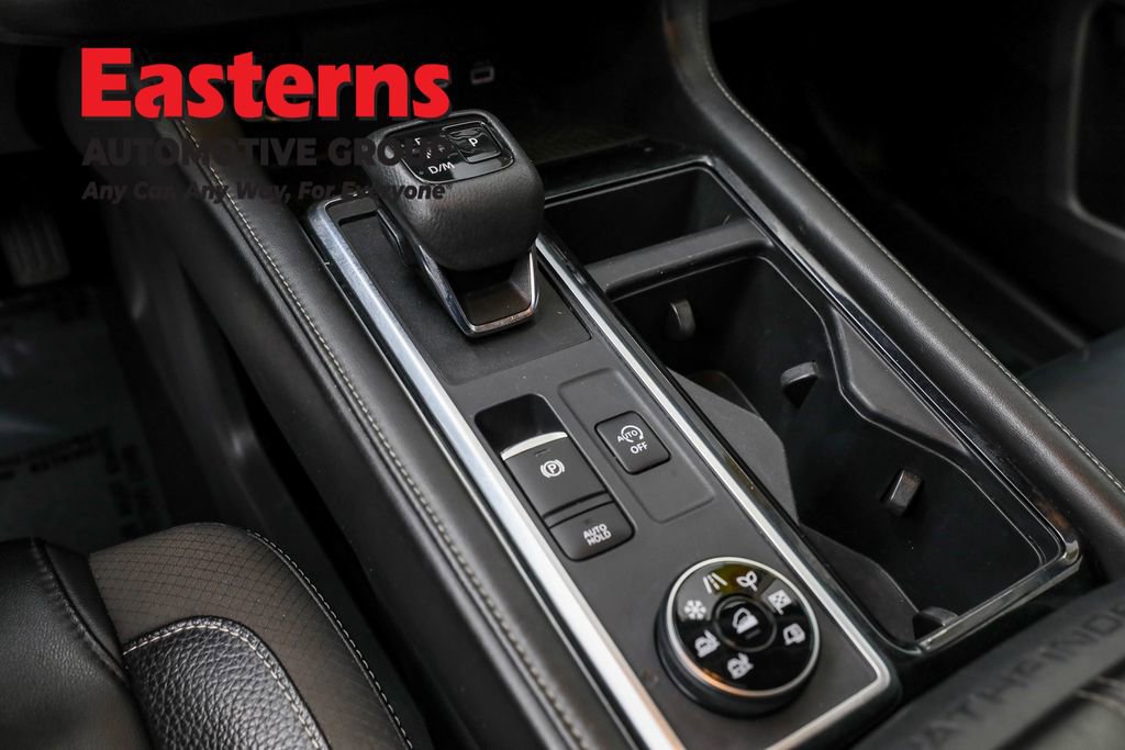 Used 2022 Nissan Pathfinder SL image 13