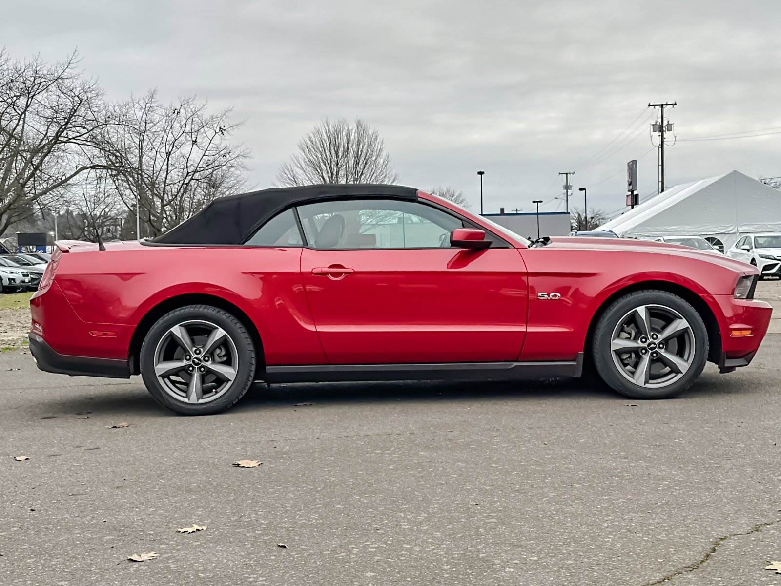 Used 2011 Ford Mustang GT image 3