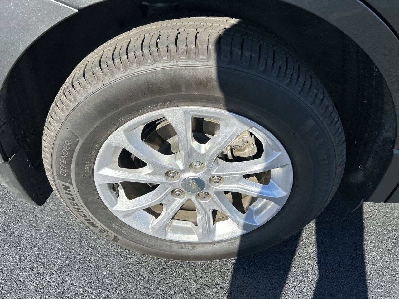 Used 2020 Chevrolet Equinox LT AWD/4WD image 9