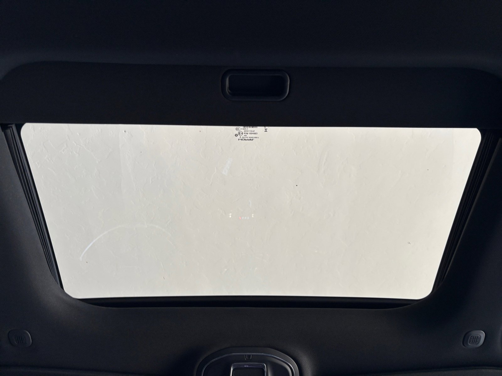 New 2025 Jeep Grand Cherokee L Laredo w/ Trailer Tow Package image 32