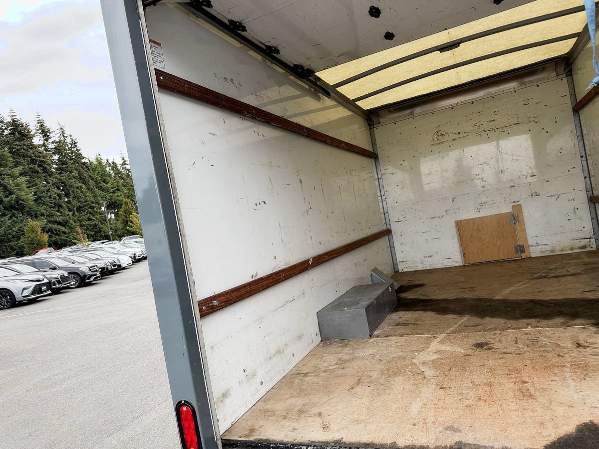 Used 2019 GMC Savana 3500 w/ Driver Convenience Package RWD image 14