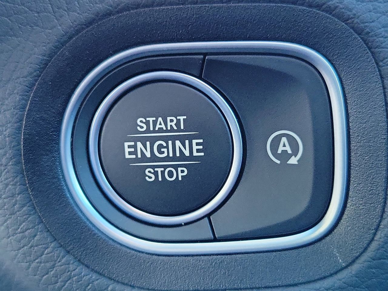 New 2025 Mercedes-Benz GLE 350 4MATIC image 32