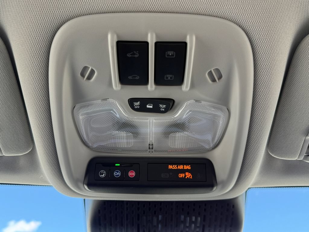 New 2027 Chevrolet Bolt RS w/ Technology Package FWD image 18