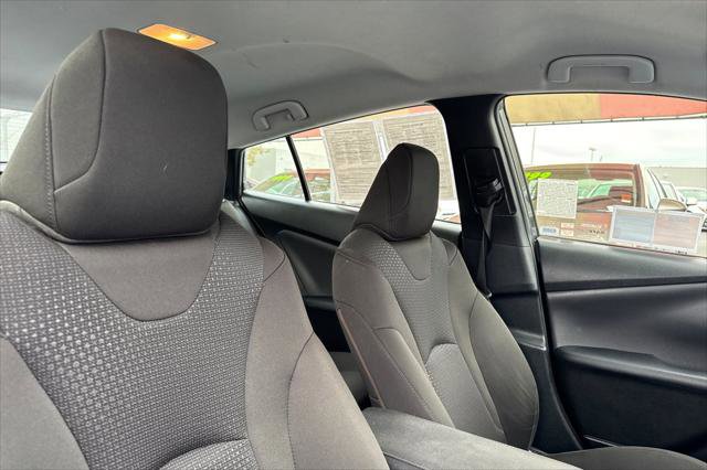 Certified 2020 Toyota Prius LE image 17