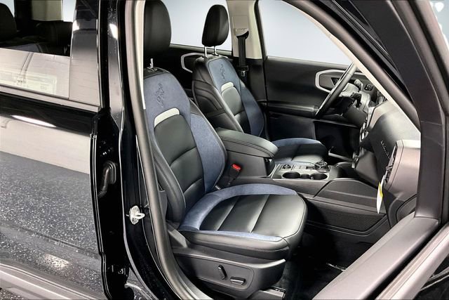 New 2025 Ford Bronco Sport Outer Banks image 11