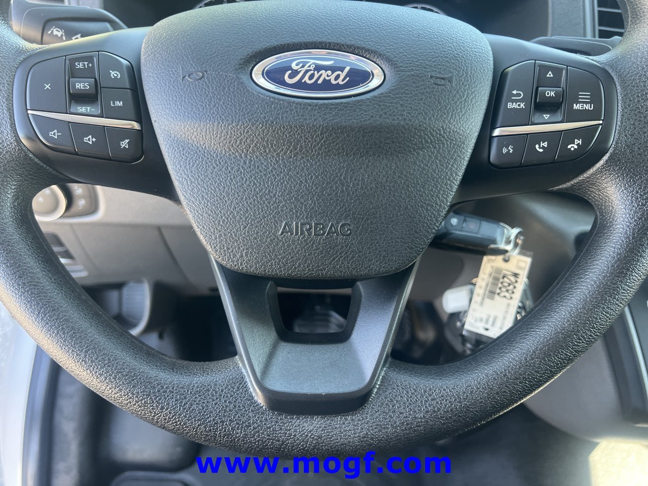 Used 2025 Ford Transit 250 Low Roof w/ Exterior Upgrade Package RWD image 11