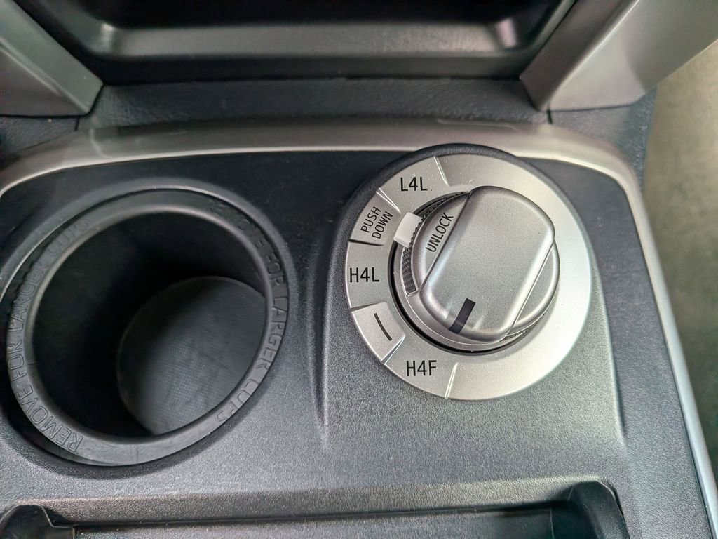 Used 2023 Toyota 4Runner Limited AWD/4WD image 20