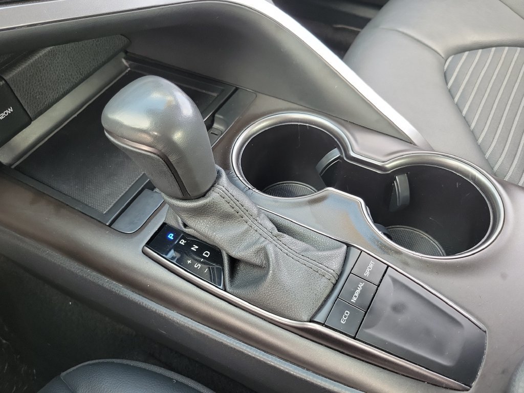 Used 2024 Toyota Camry SE FWD image 13
