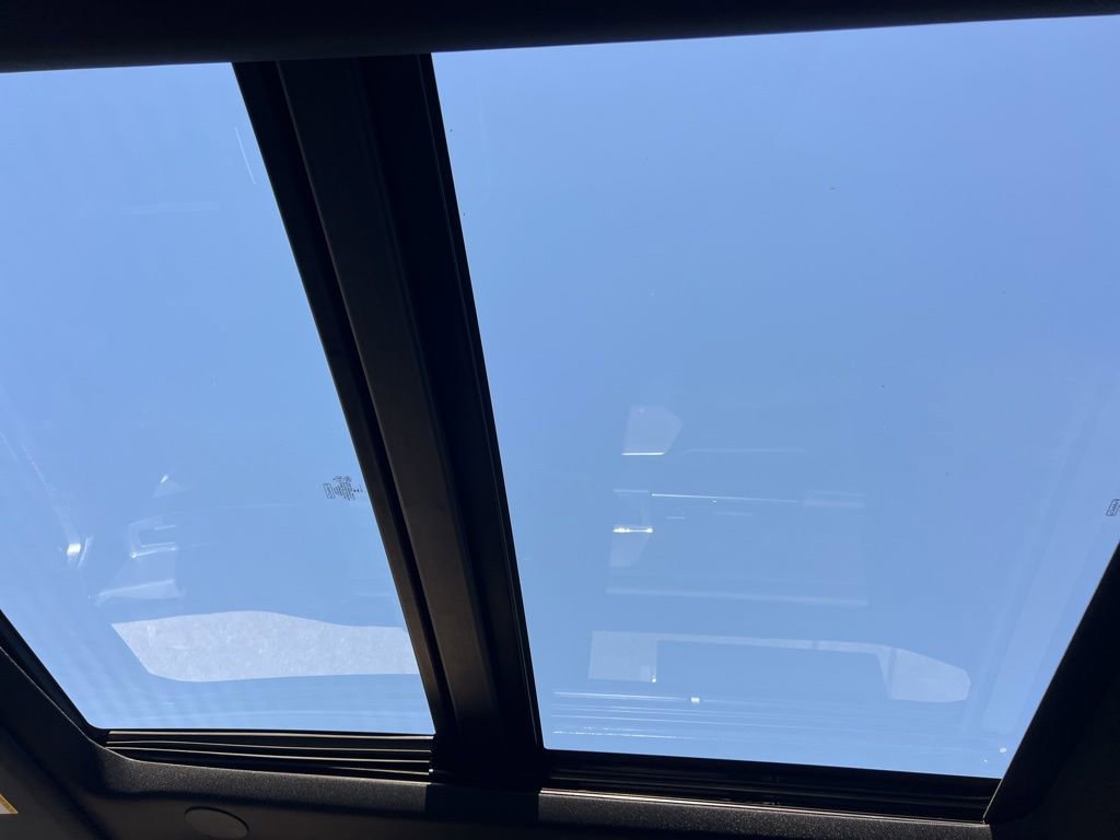 New 2026 Ford F250 Platinum image 12